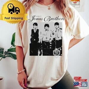 Jonas Brothers Five Albums One Night Tour  Unisex Classic